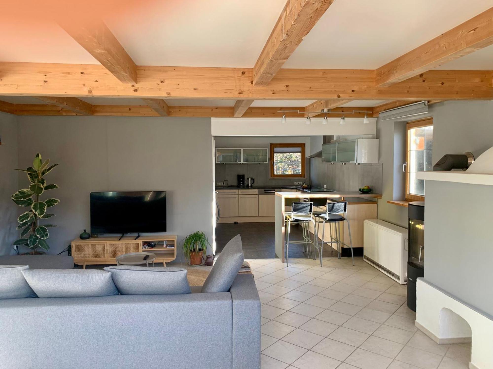 Apartamento Kleines Reihenhaus Im Chiemgau Siegsdorf Exterior foto