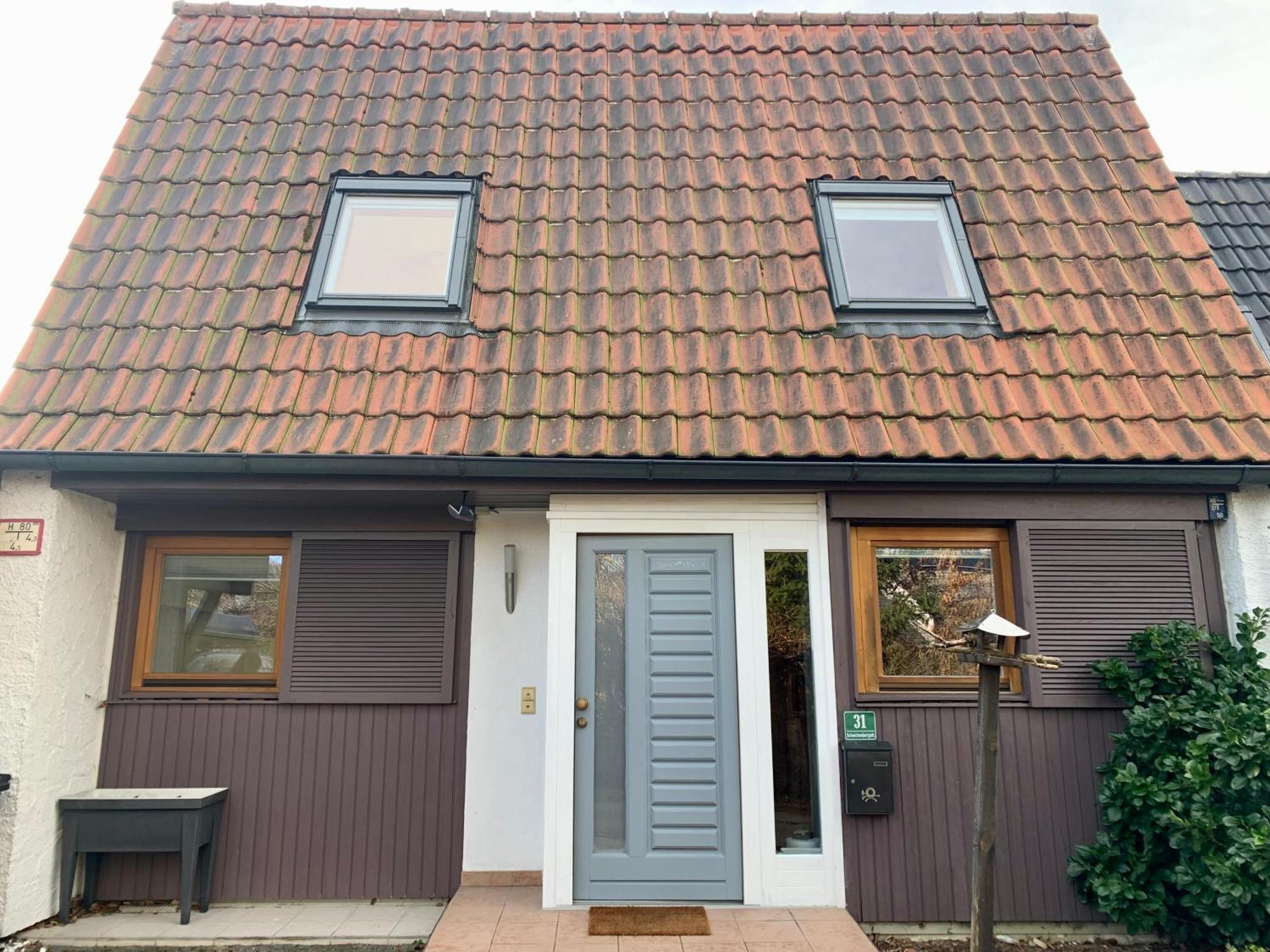Apartamento Kleines Reihenhaus Im Chiemgau Siegsdorf Exterior foto
